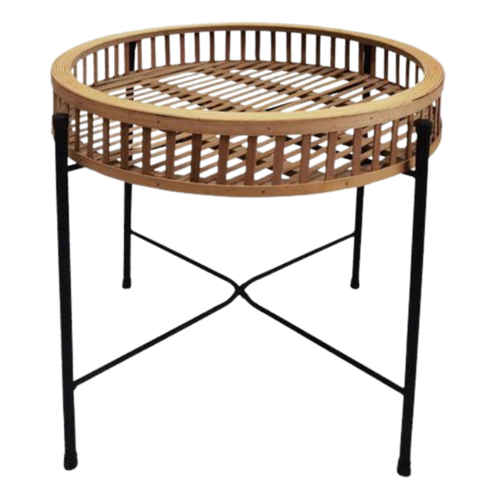 Runder Beistelltisch ZenTray mit Holztablett und schwarzem Metallgestell, freigestellt auf weißem Hintergrund.